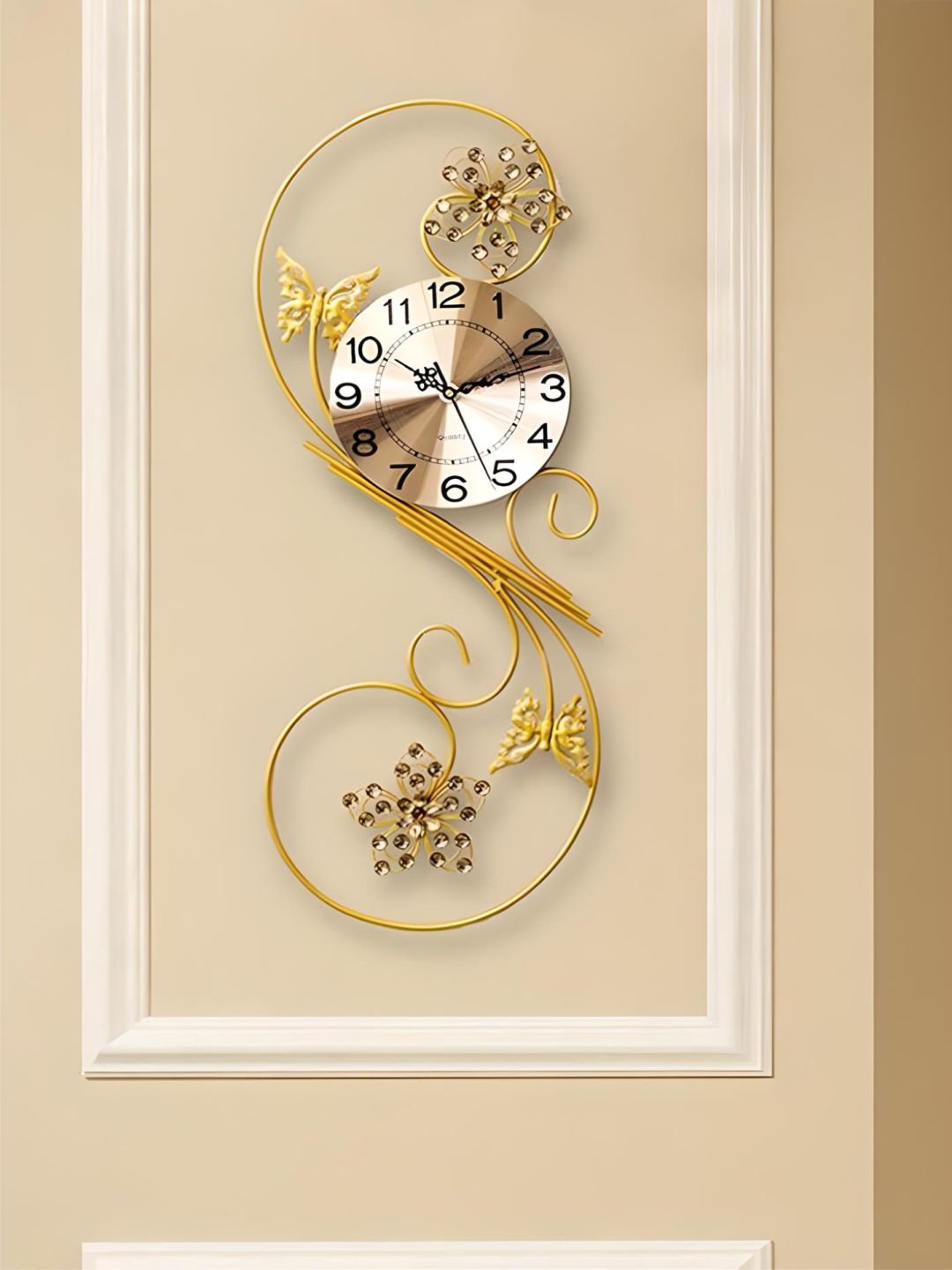 Abstract shaped wall clock