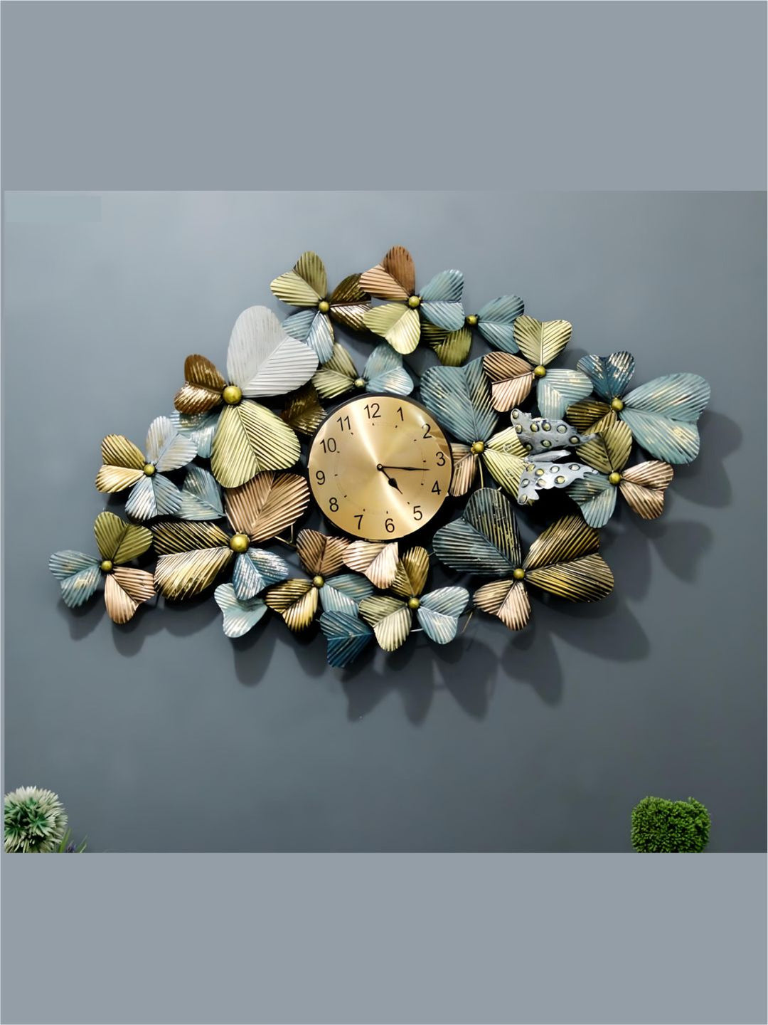 Abstract shaped wall clock