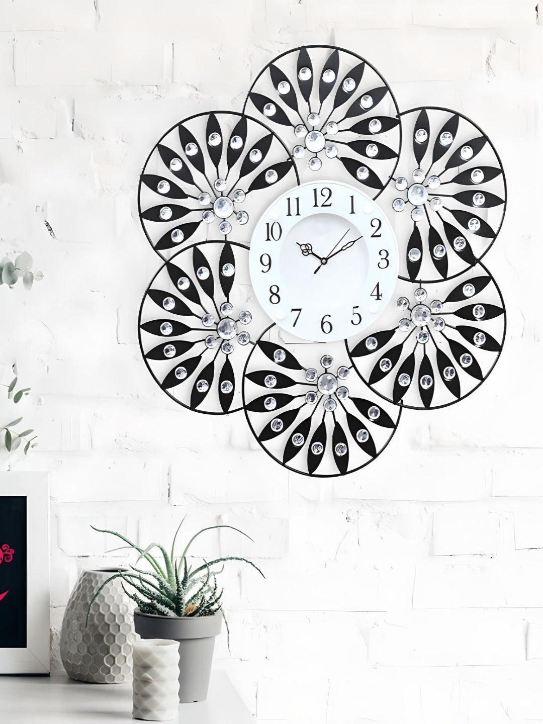 Abstract shaped wall clock