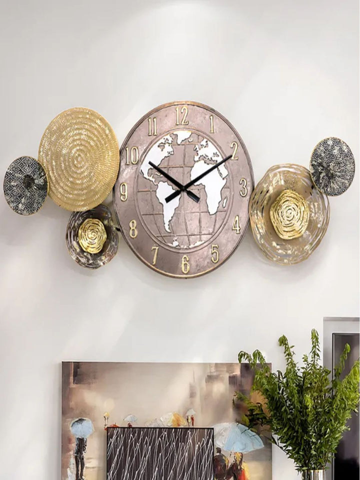Abstract shaped wall clock