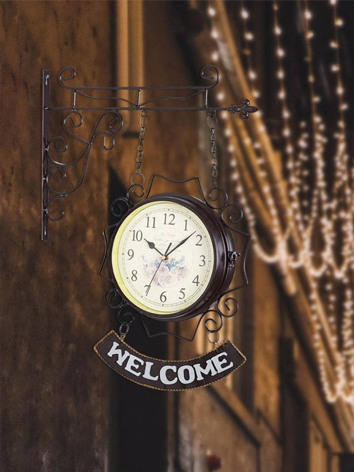 Abstract shaped wall clock