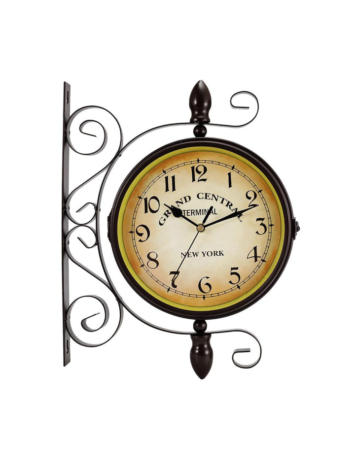Abstract shaped wall clock