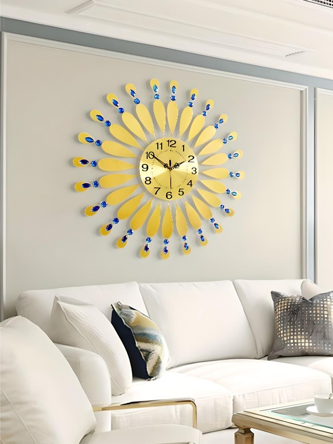 Abstract shaped wall clock