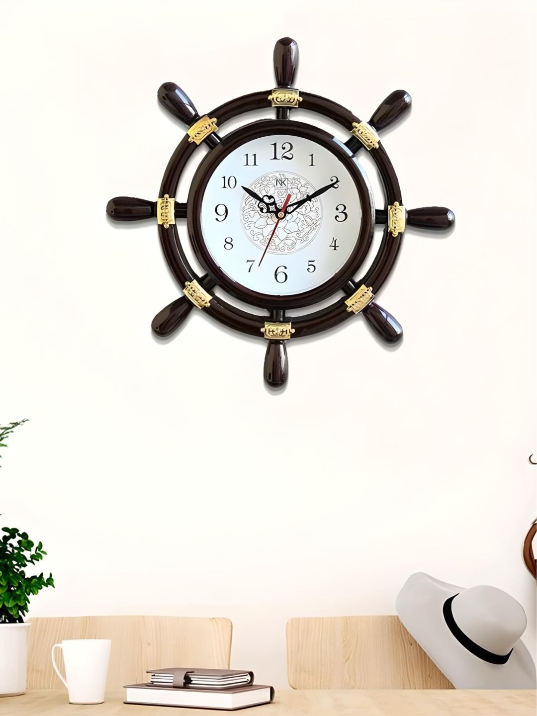 Abstract shaped wall clock
