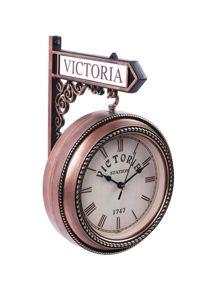 Abstract shaped wall clock