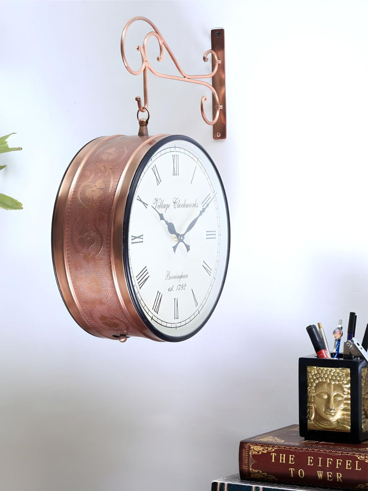 Abstract shaped wall clock