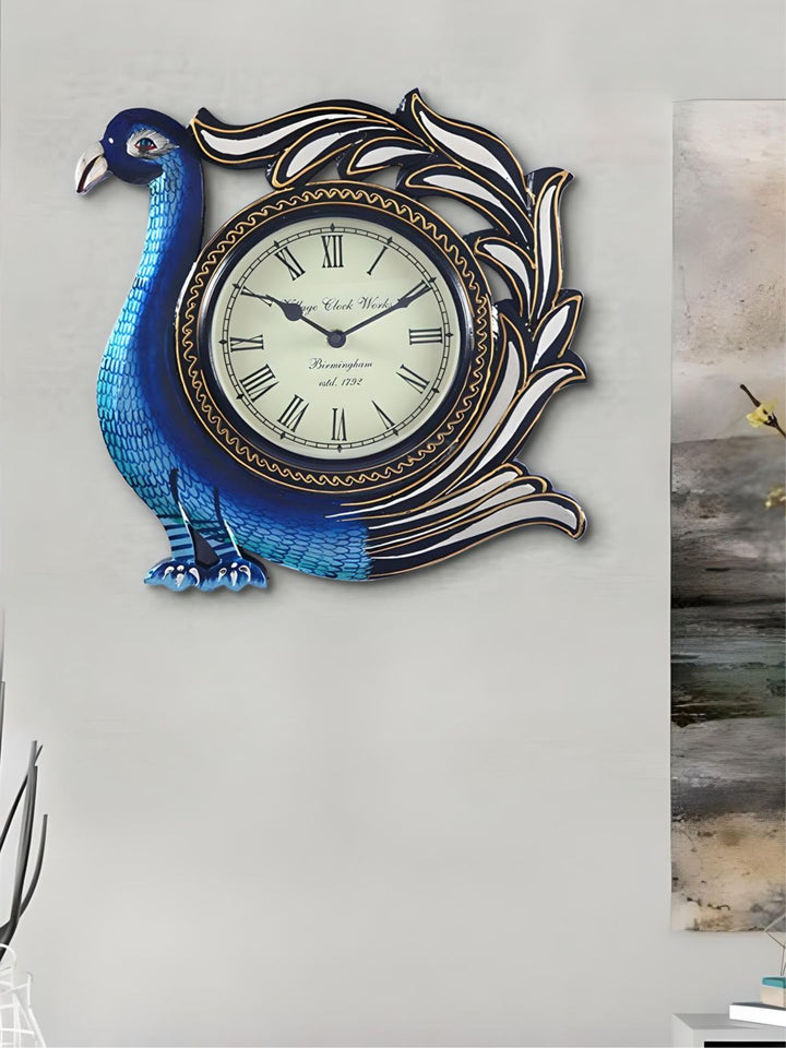 Abstract shaped wall clock