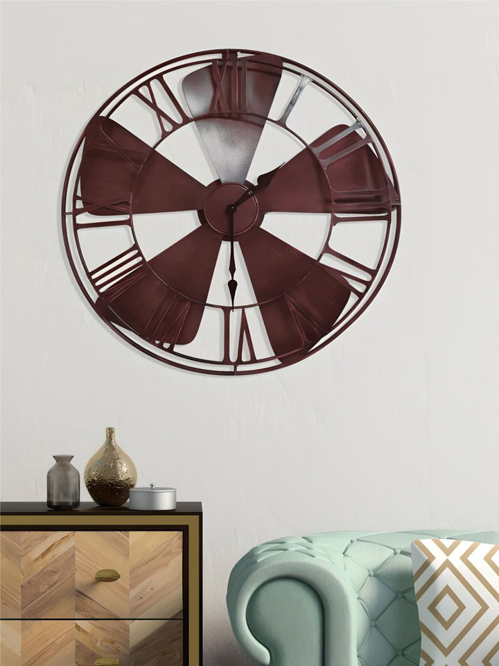 Abstract shaped wall clock