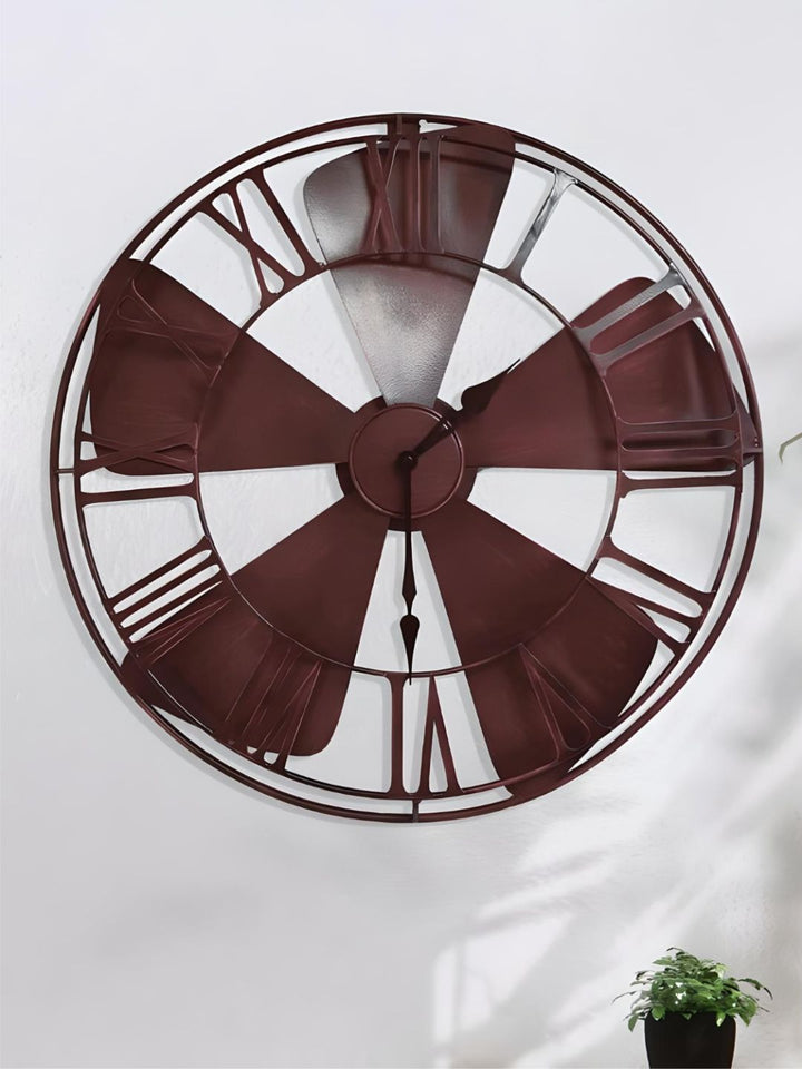 Abstract shaped wall clock