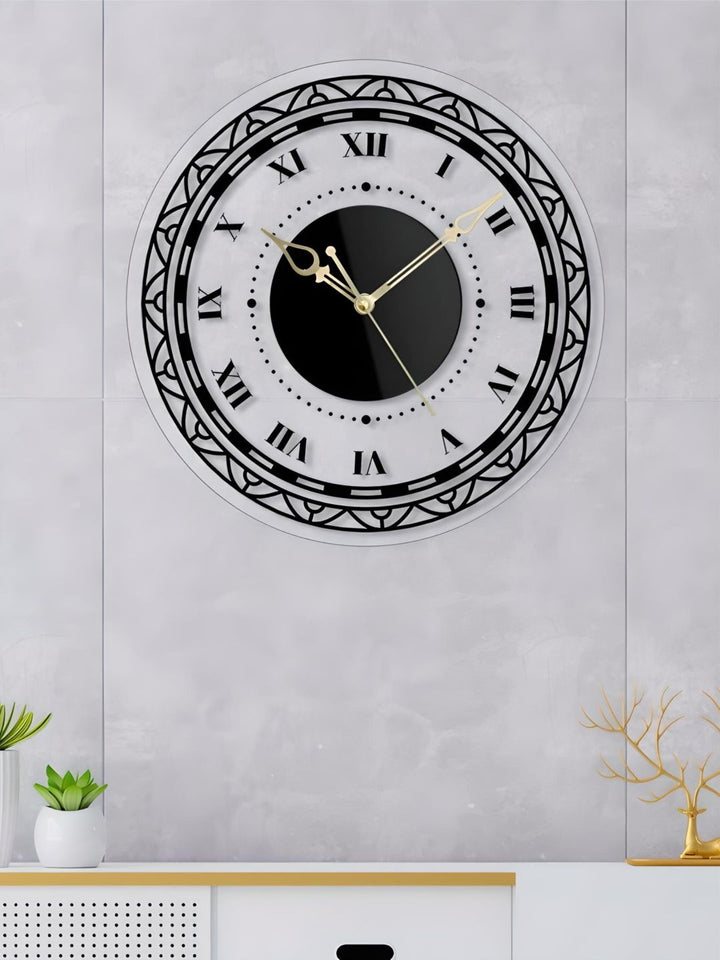 Abstract shaped wall clock