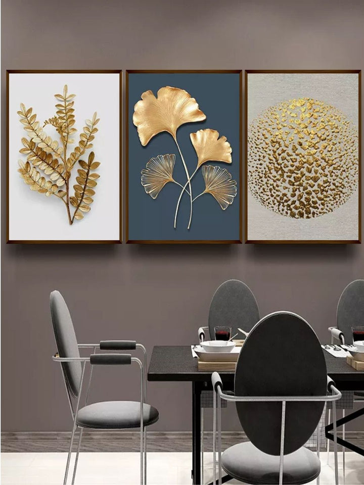 Botanical Elegance in Gold - Abstract canvas print