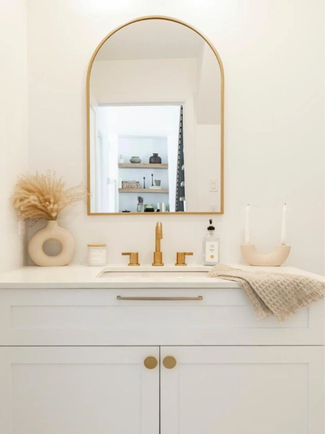 Assymetric Mirrors