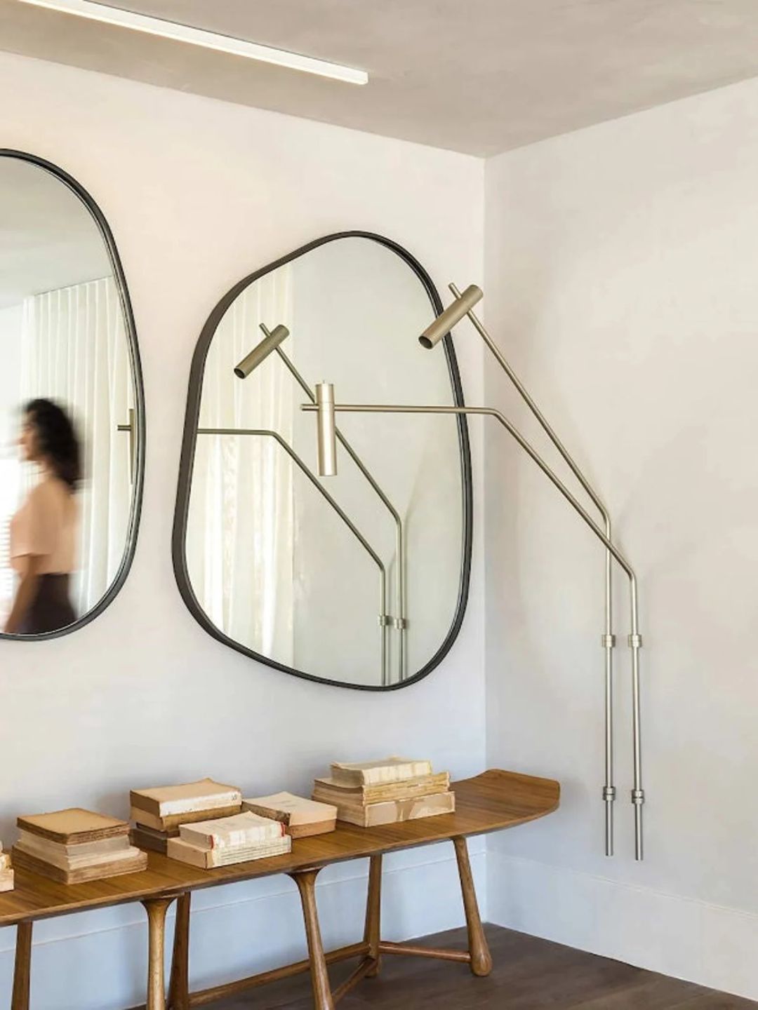 Assymetric Mirrors