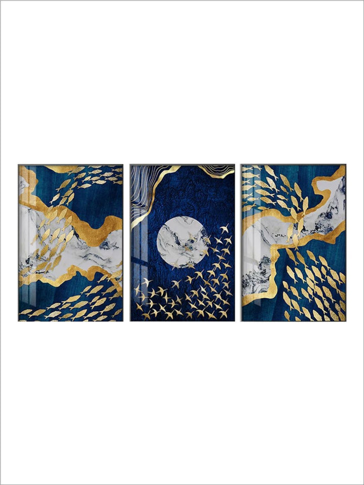 Auspicious Golden Fish In The Deep Blue Wall Art 
