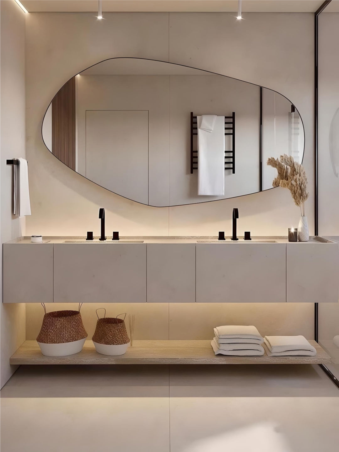 Assymetric Mirrors