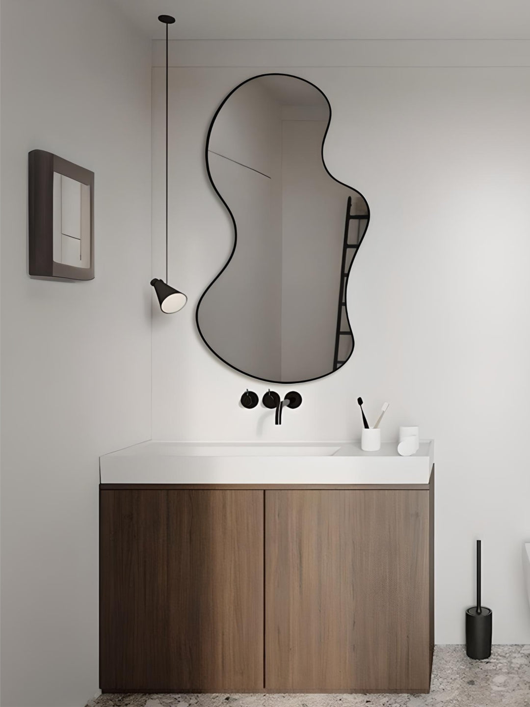 Assymetric Mirrors