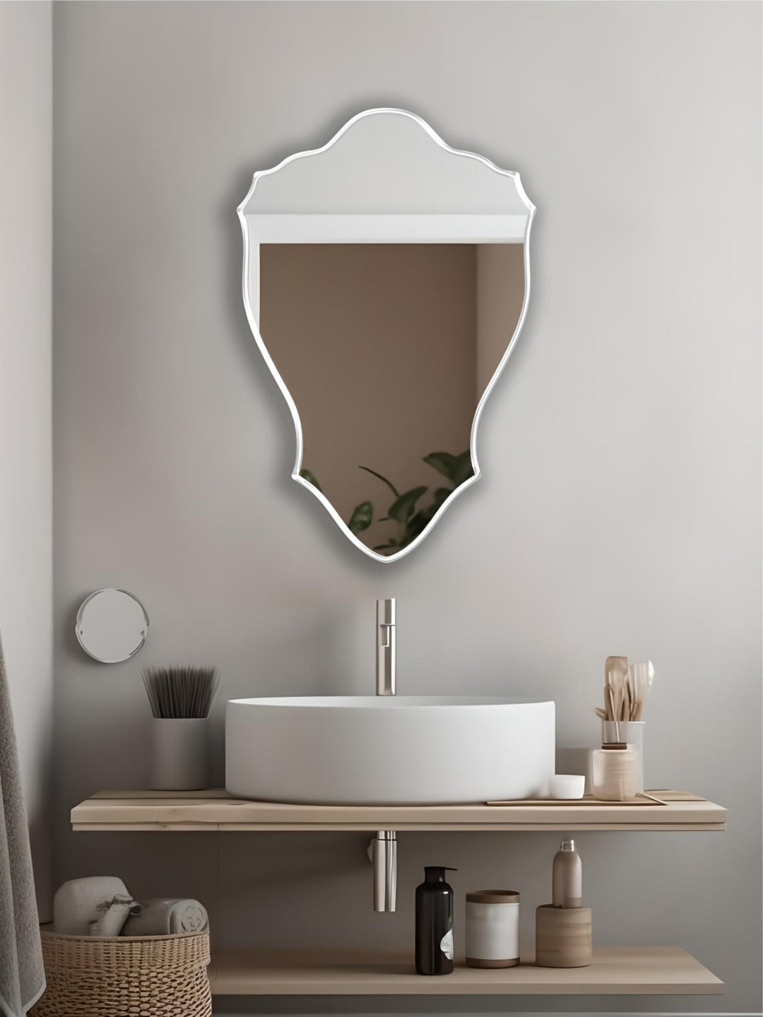 Assymetric Mirrors