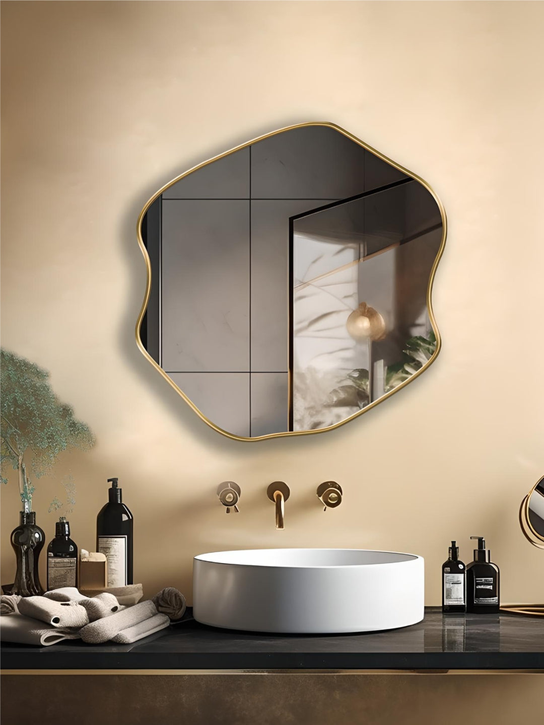 Assymetric Mirrors